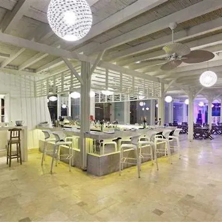 Resort Prive - Adult Only